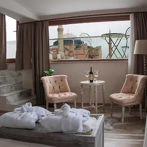 fuego-design-suites.istanbul-turkeyhotels.com/